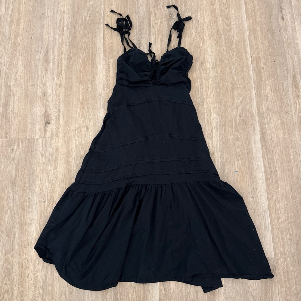 Free People Black Tie-Shoulder Midi Dress With Keyhole Detail Small